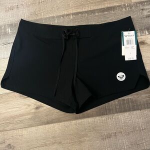 Roxy Classic Black womens size S Boardshorts NWT